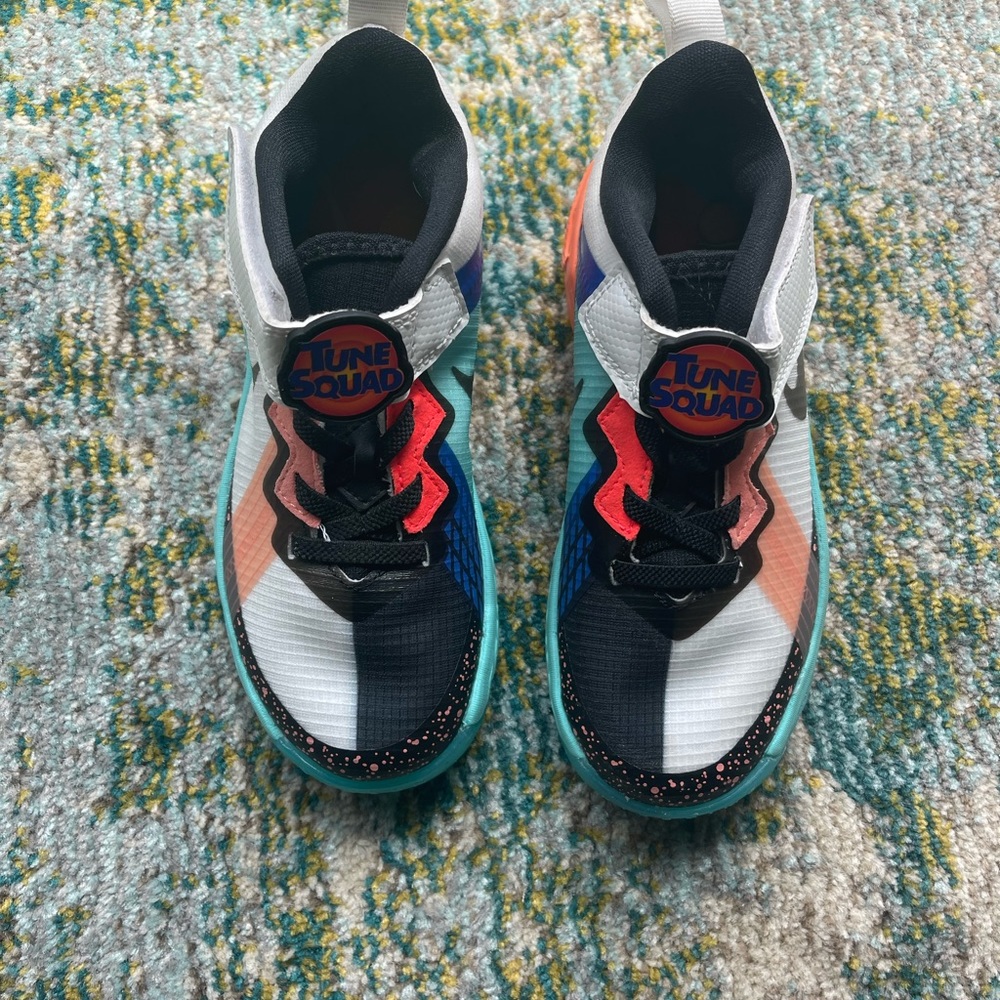 LeBron James space jam